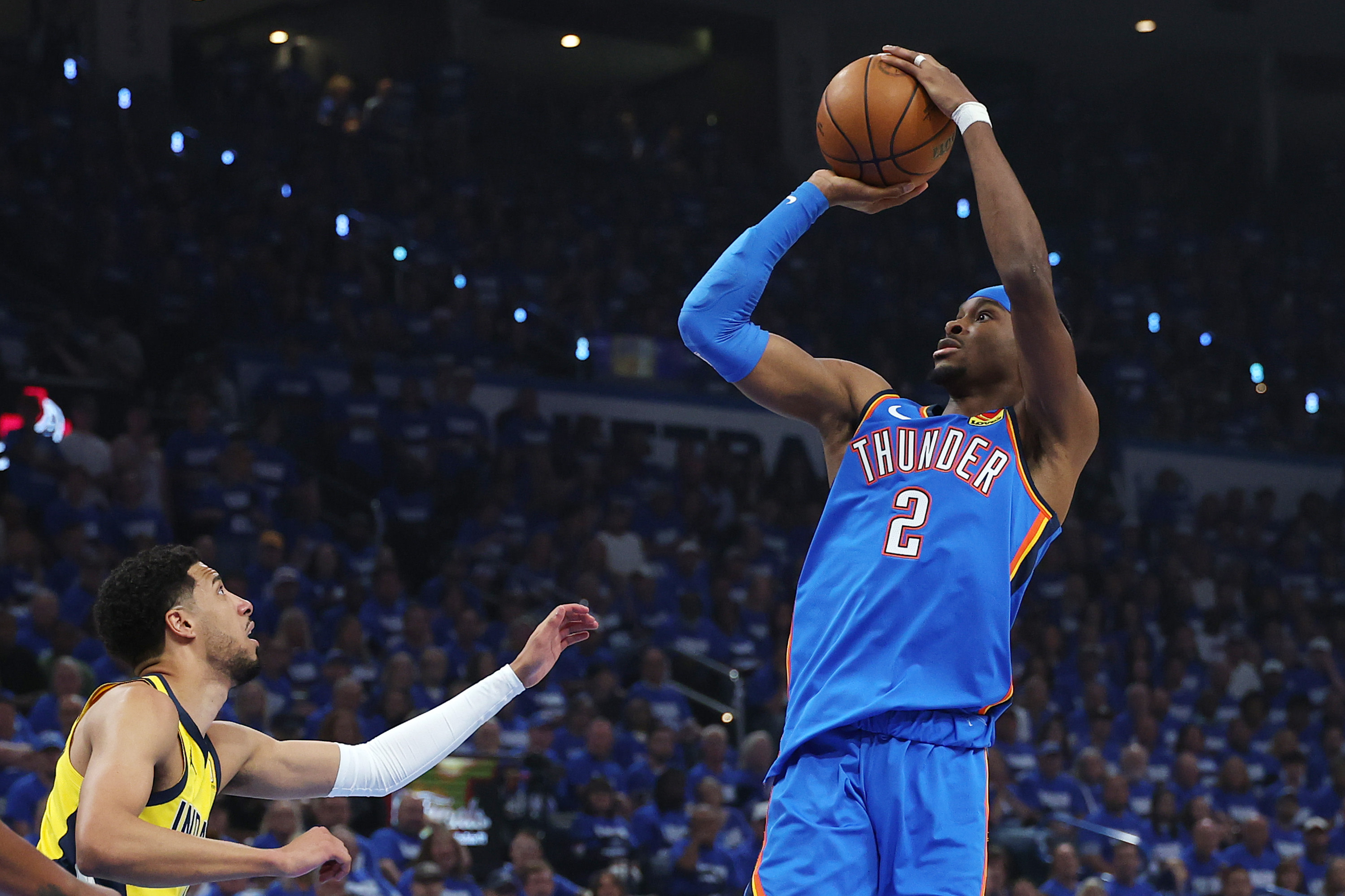 Shai Gilgeous-Alexander rises for a jump shot 