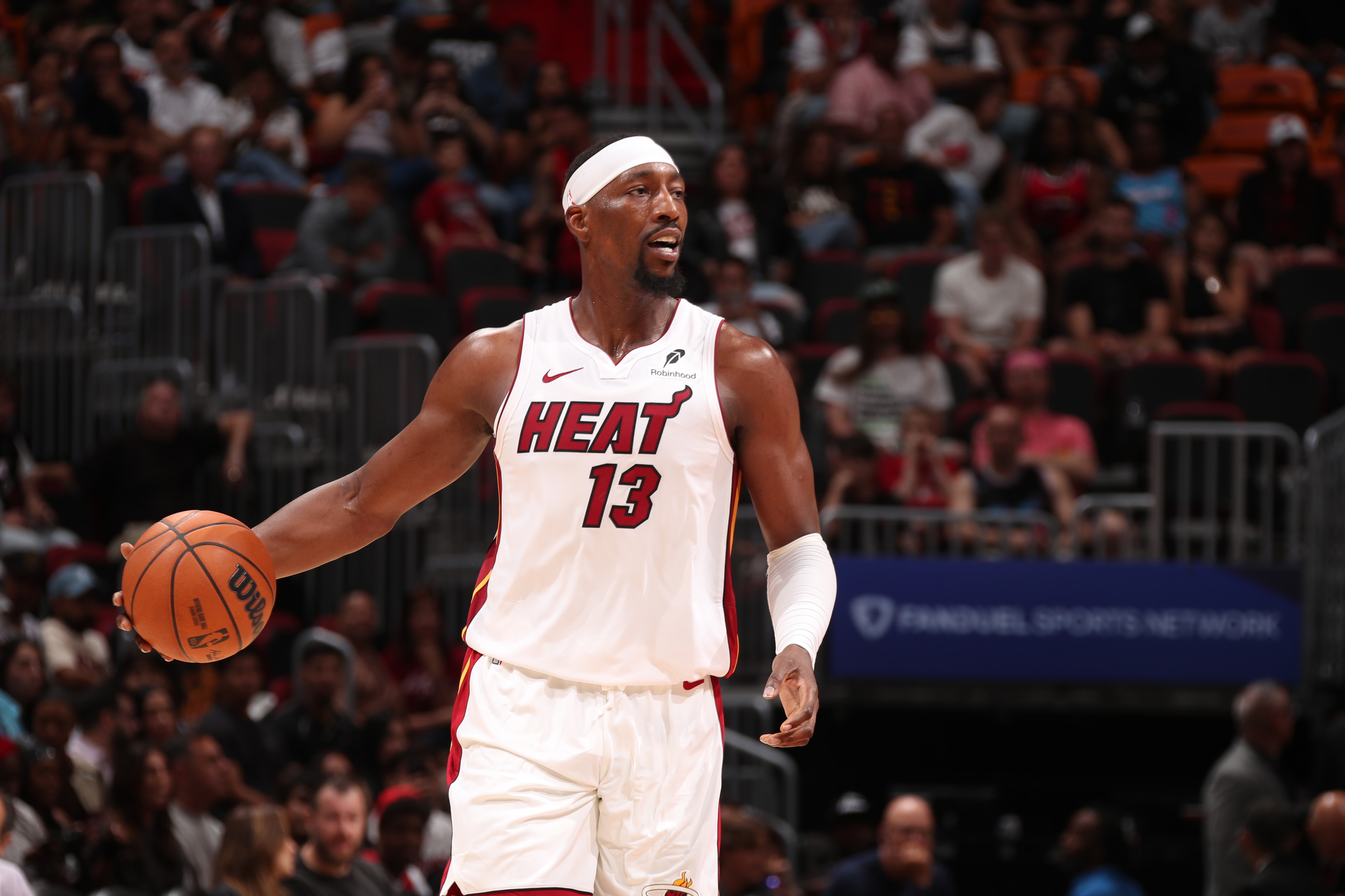 Bam Adebayo scans the floor during an October 2025 game. 