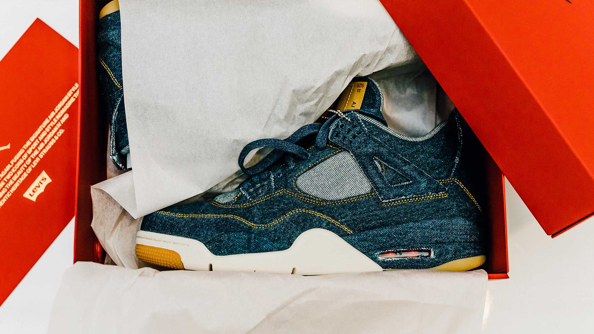 Levi's x Air Jordan 4