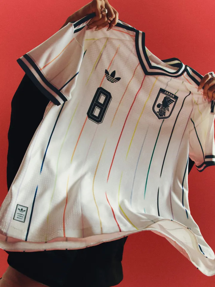 Japan's away jersey for the 2026 FIFA World Cup.