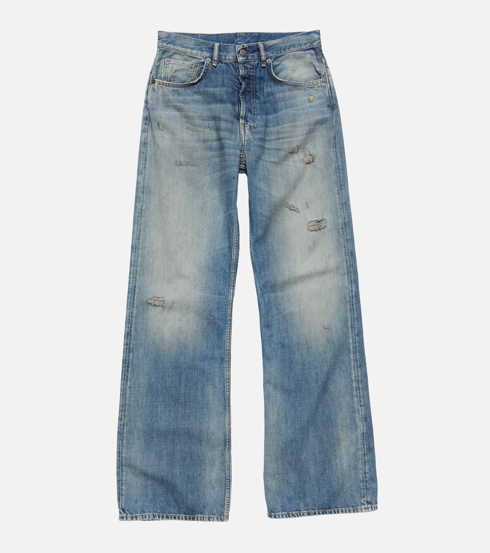 The Acne Studios Regular Fit Jean is a great everyday pair of denim for any woman's wardrobe.